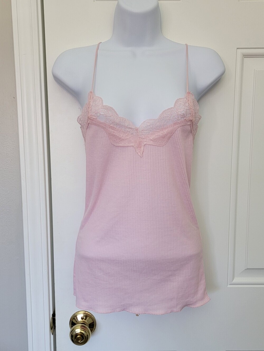 ZARA NWT Pink Ribbed Knit Camisole Tank with Lace Trim Size Small Feminine